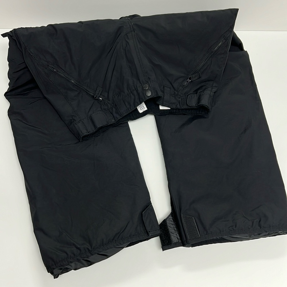 GAP Kids Black Cargo Pants - Picture 13 of 16